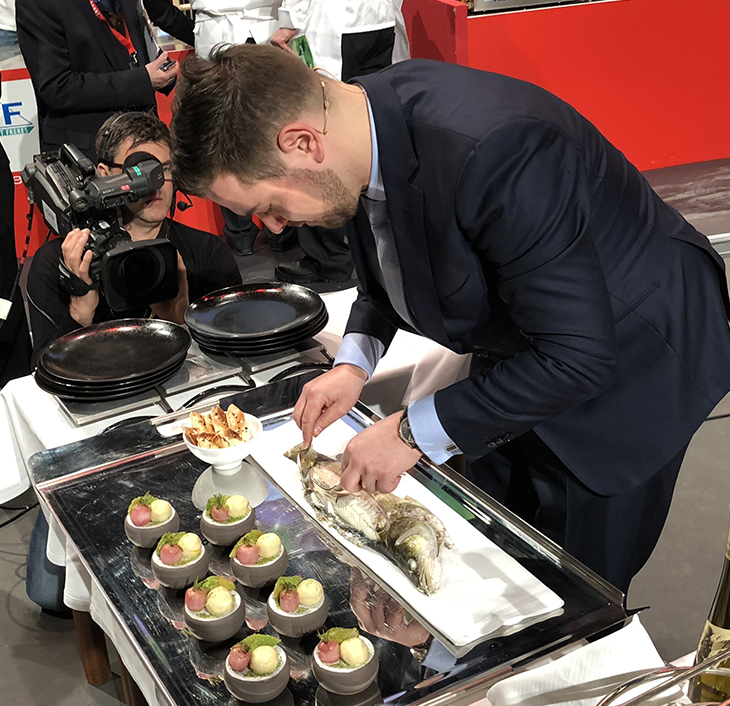 Cédric Kuster en plein dressage devant le jury du trophée Haeberlin 2018